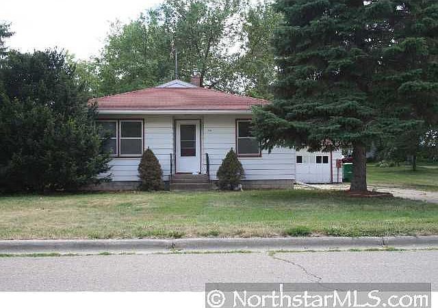 Home for Sale in Hutchinson, MN $76,000
