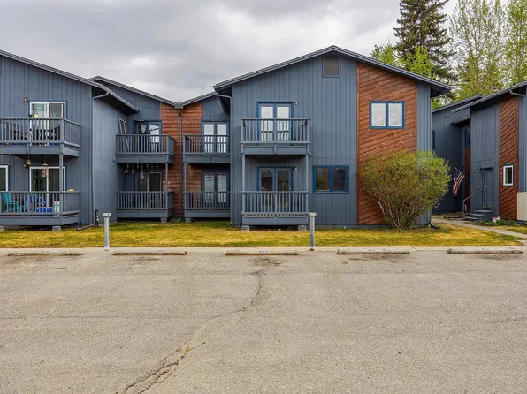1018 Dogwood St APT 205, Fairbanks, AK 99709