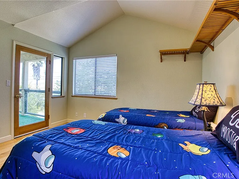 978 Balboa St — Photo 45