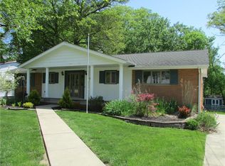 7751 Edgewood Ln, Seven Hills, OH 44131