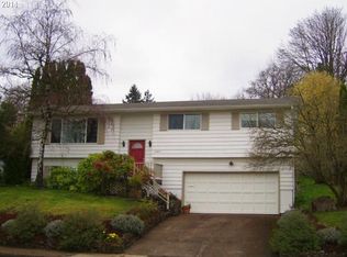 2945 University St, Eugene, OR 97403