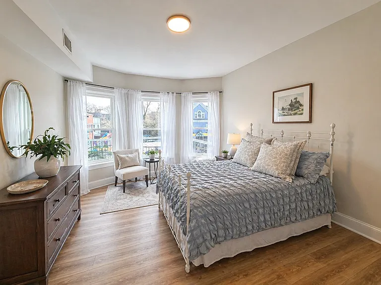 806 Elmwood Ave #2 — Photo 7