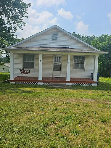 914 Rex Ave Photo 1