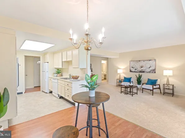 3350 Gleneagles Dr Unit 70-1A, Silver Spring, MD 20906