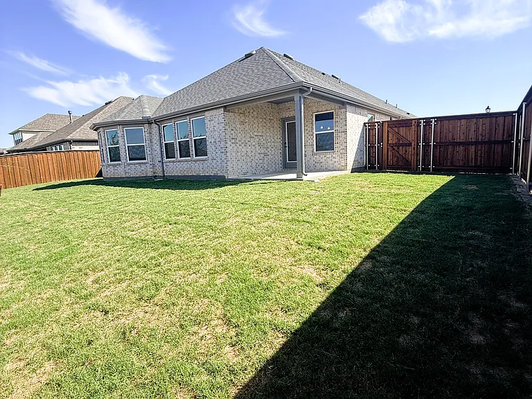 4349 Noble Ln — Photo 19