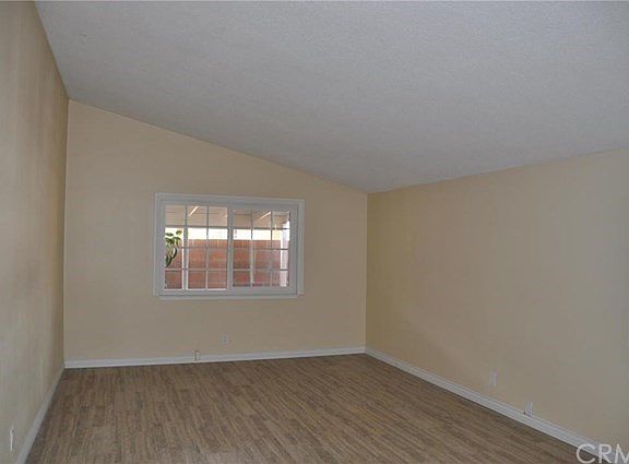 4th image of 1662 W Crone Ave