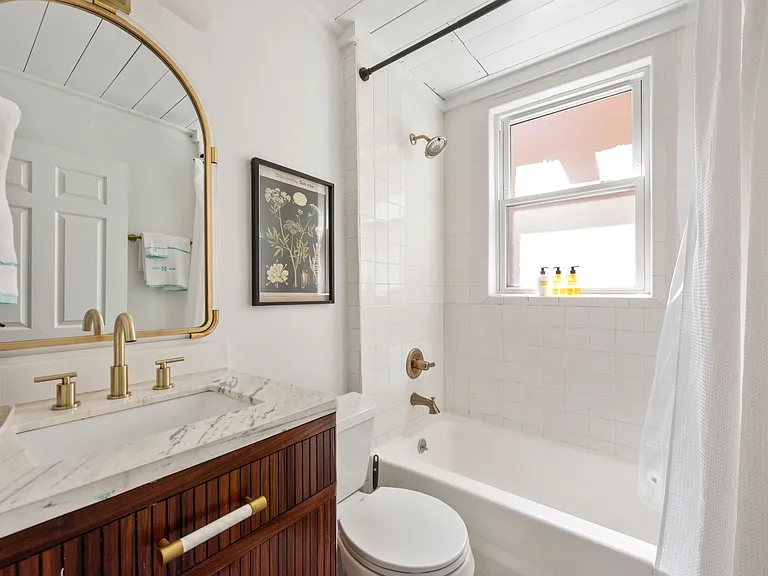487 Moreland Ave NE #1 — Photo 23
