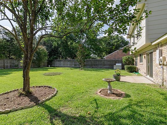 4th image of 1514 Park Wind Dr