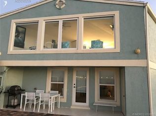 10 Nettles Blvd, Jensen Beach, FL 34957