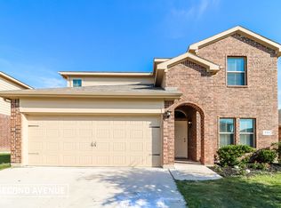 636 Cameron Way, Azle, TX 76020