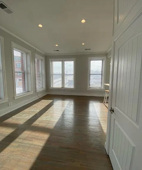 101 W B St #240 — Photo 7