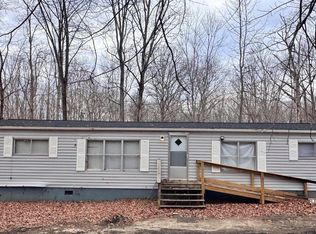 316 Hawkins Farm Rd, Bumpass, VA 23024