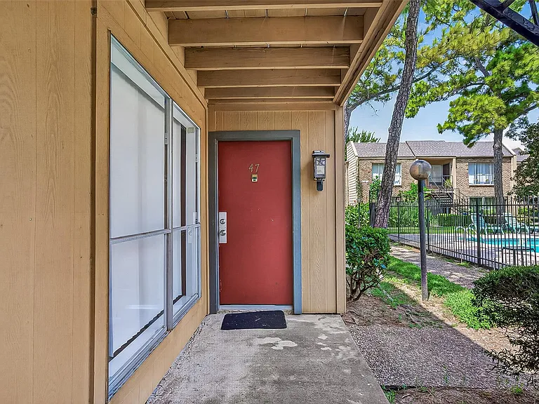 3303 W Greenridge Dr #47 — Photo 2