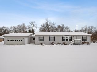 11310 W Bluewater Hwy, Lowell, MI 49331