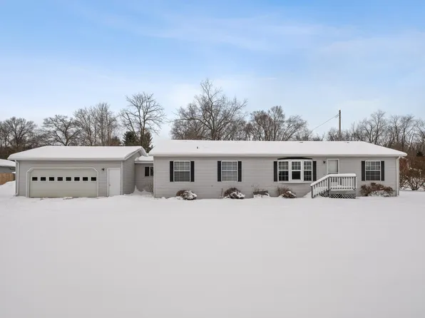 11310 W Bluewater Hwy, Lowell, MI 49331