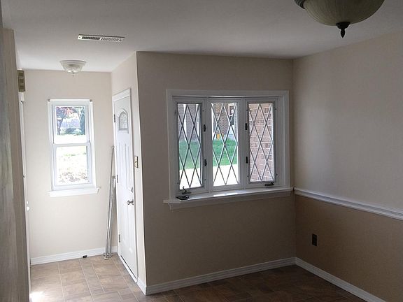 Dining room/Family room