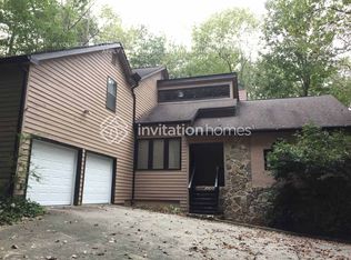 1945 Ledieu Rd, Roswell, GA 30075