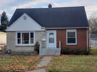 809 W 13th St, Sterling, IL 61081