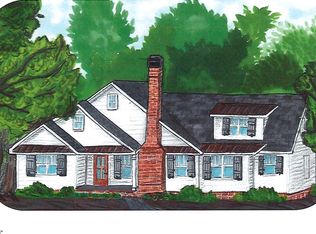 17 Country Squire Ct, Greenville, SC 29615