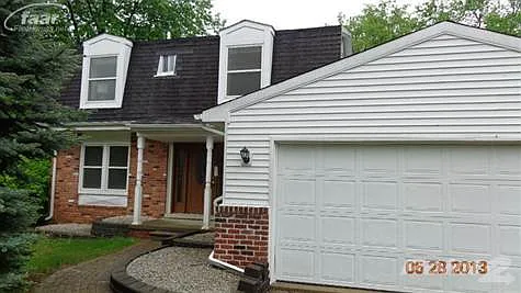 969 Devonshire Ct photo 1