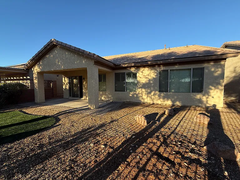 3735 Halter Dr — Photo 15