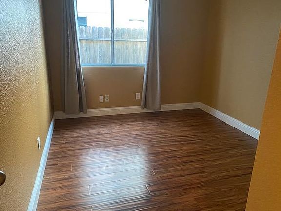 5th image of 7703 River Otter Way