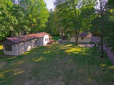 6195 Aarwood Rd NW, Rapid City, MI, 49676