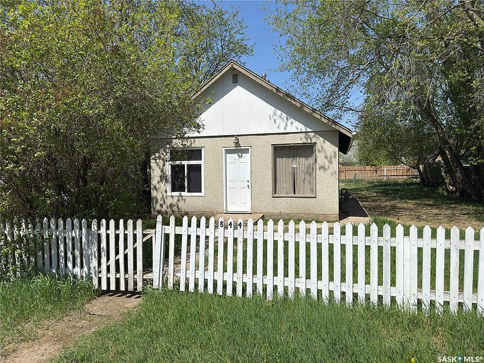 1st image of 844 13th STREET W