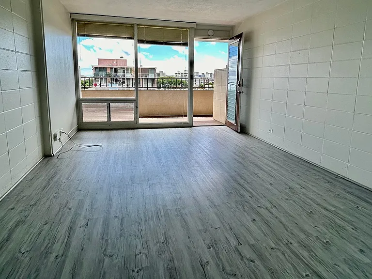 1710 Makiki St #706 — Photo 3