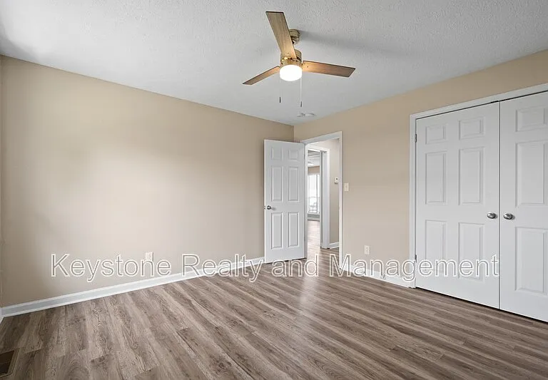 290 Thompsonville Ln #303 — Photo 12