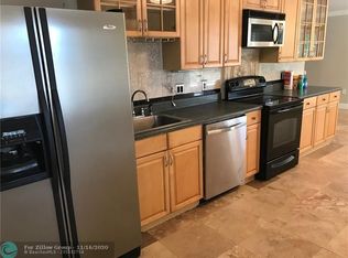 1041 NE 36th St, Fort Lauderdale, FL 33334