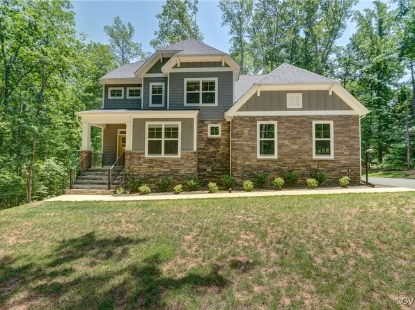 3016 Maple Grove Ln, Powhatan, VA 23139