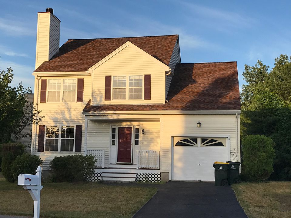 1st image of 14 Palomino Dr