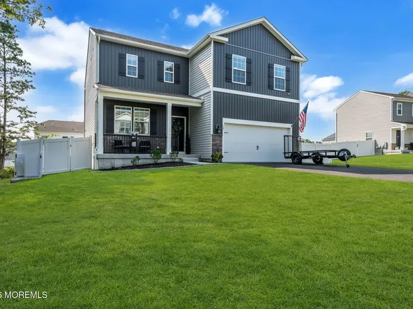 12 Plunder Avenue, Barnegat, NJ 08005