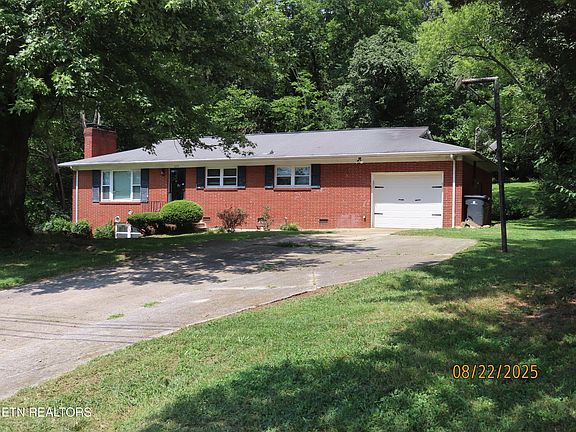 2nd image of 2213 Juniper Dr