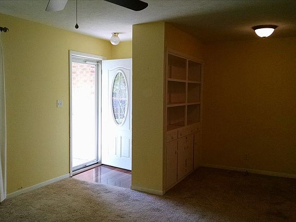 2nd image of 2 Sunflower Ave