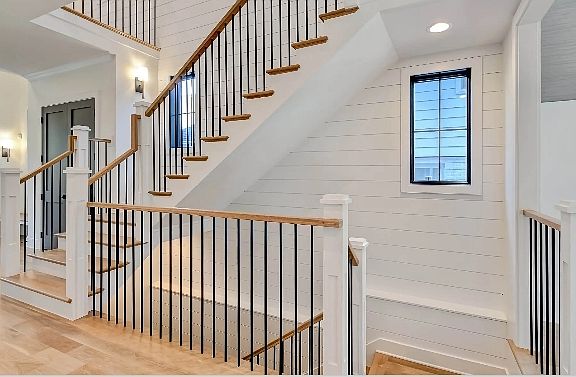 4th image of 4546 Harvey Ave