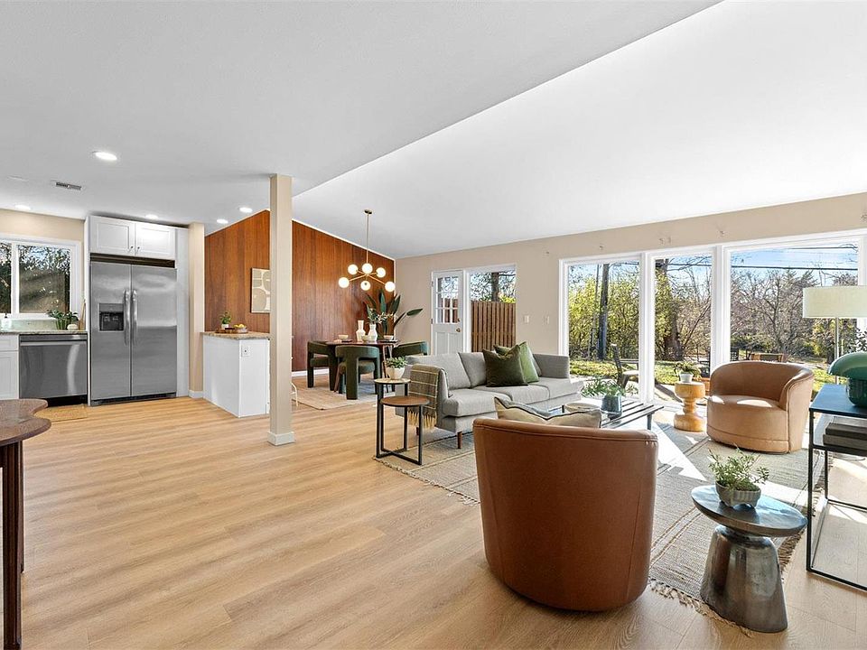 1st image of 12420 Merrick Dr