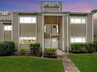 123 April Point Dr S, Montgomery, TX 77356