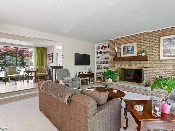 4th image of 731 Creekside Dr #38