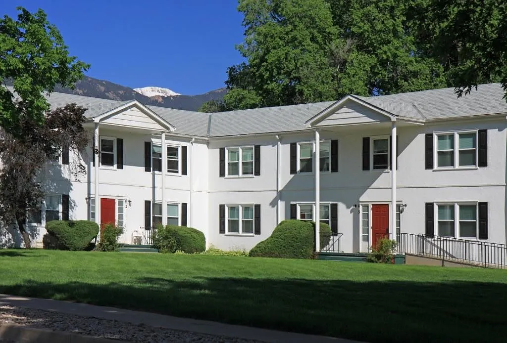 The Estates at Cheyenne Blvd — Photo 1