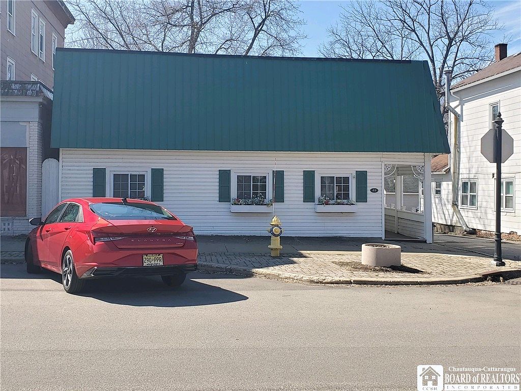 44 Chautauqua Ave, Lakewood, NY 14750 MLS R1462357 Zillow