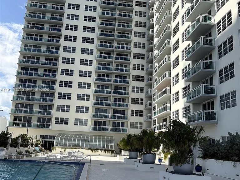6917 Collins Ave #20 — Photo 24