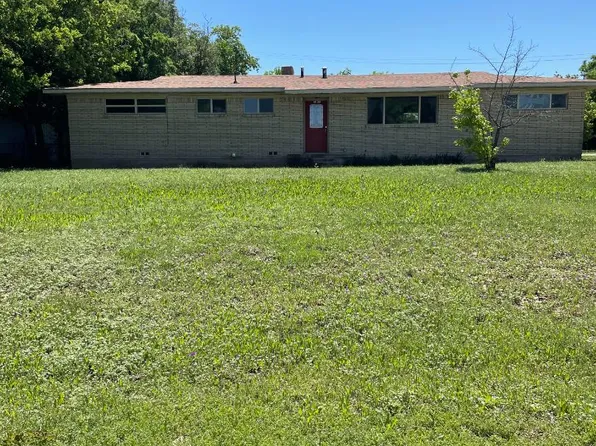 2105 W Pearl St, Granbury, TX 76048