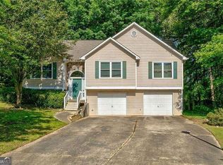 3805 Cool Springs Point, Loganville, GA 30052