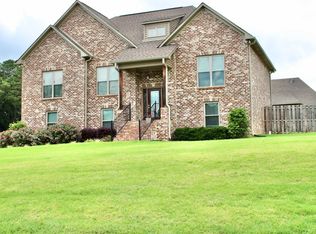 1622 Franklin Parc Dr, Warrior, AL 35180