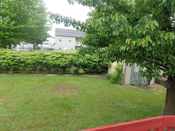 4th image of 360 E Harvest Ln
