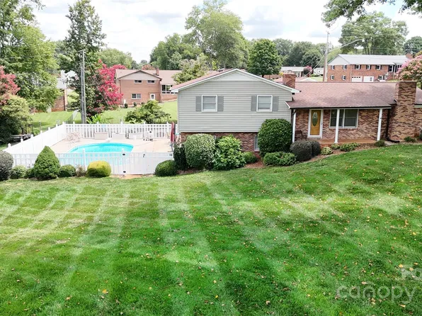2343 Country Club Rd, Lincolnton, NC 28092