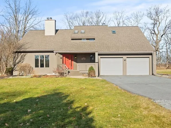 6 Meadowood, Rush, NY 14543