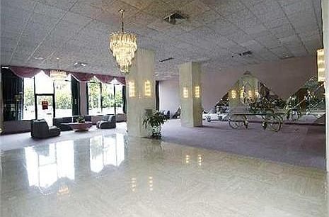 1st image of 100 Bayview Dr APT 731